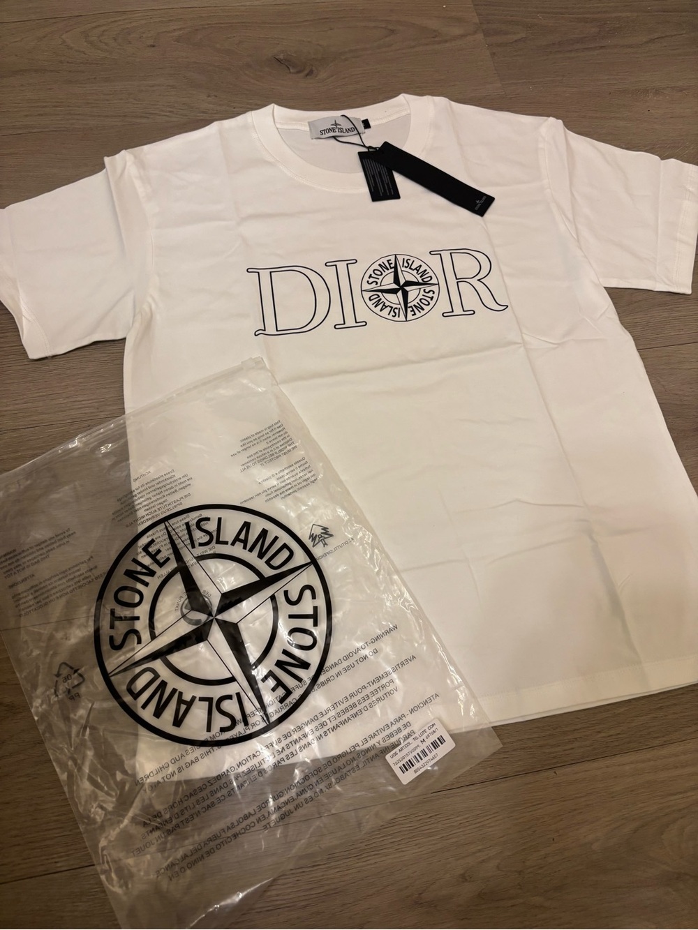 Dior White Short-Sleeve Logo Crewneck T-Shirt - Picture 2 of 5